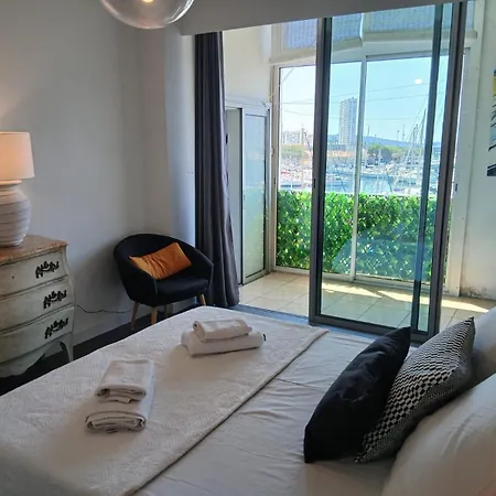 Apartamento Le Grand Large 2bedroom With Harbor View And Air Conditioning Tolón