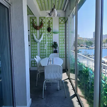 Apartamento Le Grand Large 2bedroom With Harbor View And Air Conditioning