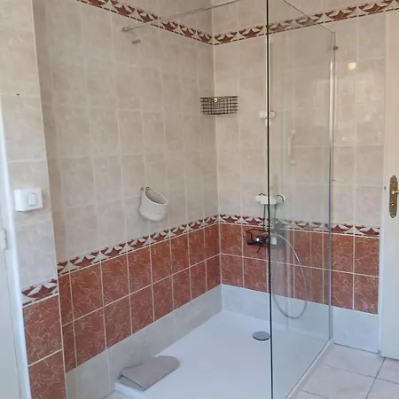 Le Grand Large 2bedroom With Harbor View And Air Conditioning 土伦